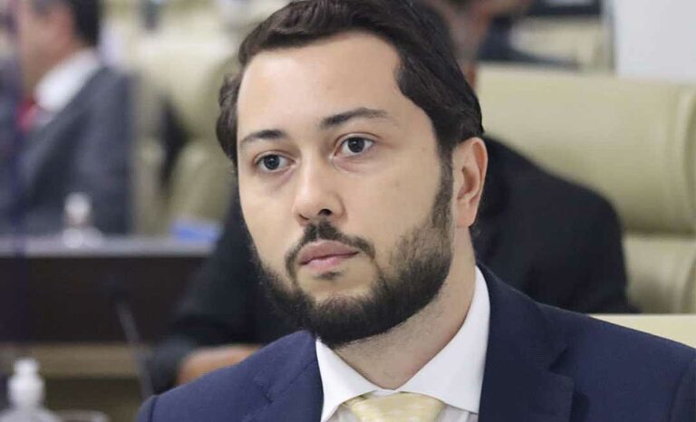 Emerson Jarude, do NOVO, consolida-se como nome da renovação política como potencial governador do Acre (créditos: reprodução).