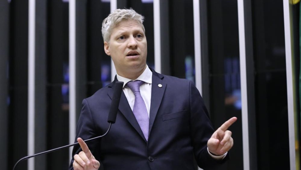 Marcel van Hattem protocolou uma ação no STF para que a Corte apure suspeitas de violação de sigilo na CPMI do INSS (créditos: Kayo Magalhães/Câmara dos Deputados).