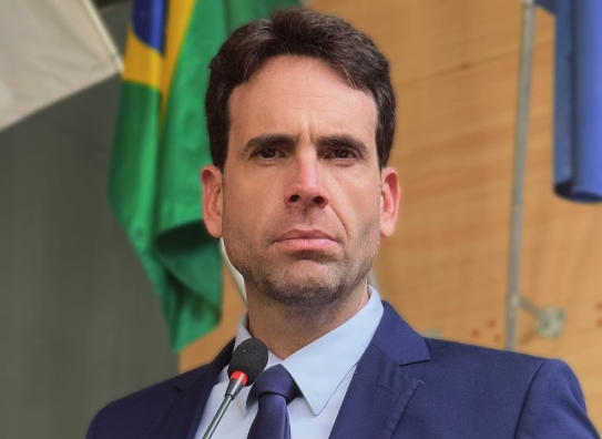 Refugiados venezuelanos, como os que ocupam a Praça do Derby, em Recife, nas ruas do Brasil.