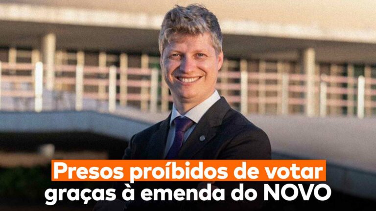 Marcel van Hattem aparece sorridente acima da frase “Presos proíbidos de votar em 2026 graças à emenda do NOVO”.